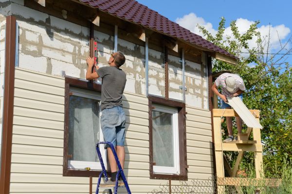 Cost of Handyman Siding Repair in Auburn