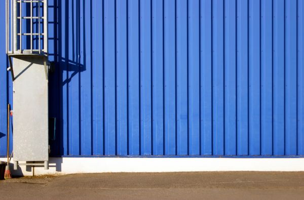 Ribbed Metal Siding Repair in Auburn